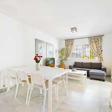 Appartamento Buganvillas *